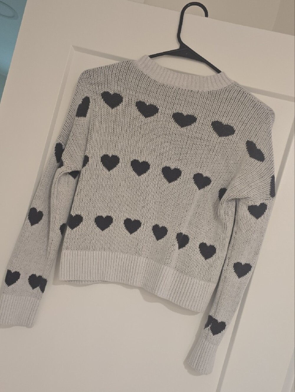 abercrombie kids Gray Crewneck Sweater with Black Hearts - Picture 3 of 3